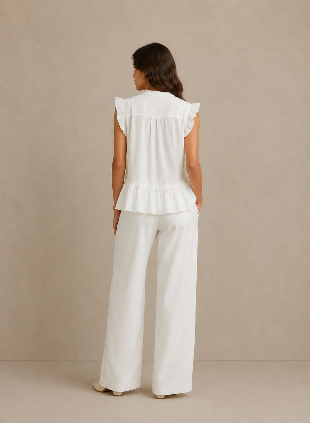 Blusa Bordada Blanca Cuello Mao - vista trasera